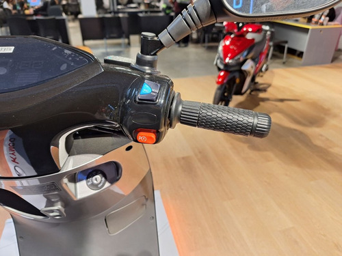 Kymco I One X Moto Scooter Eléctrico
