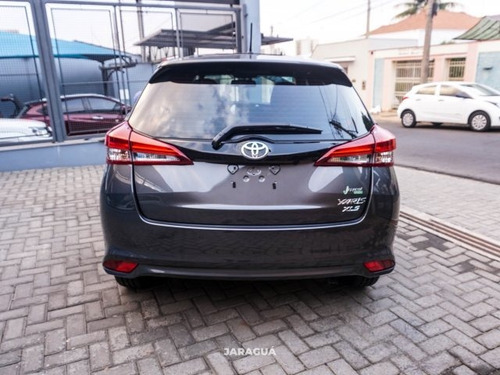 Imagem 10 de 13 de Yaris 1.5 16v Flex Xls Connect Multidrive