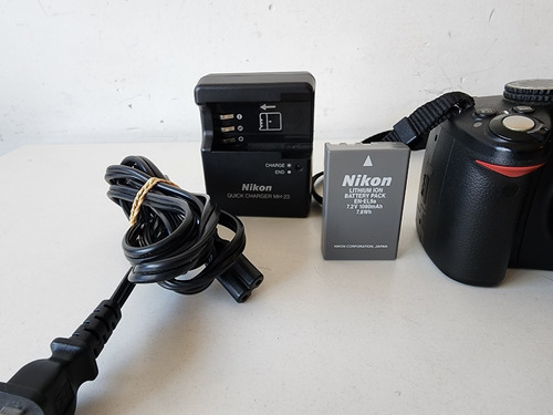Imagen 7 de 8 de Cámara Nikon D3000 Dslr + Cargador - 10500 Disparos