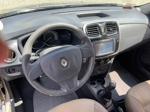Renault Sandero Expression Mt 1.6 4x2