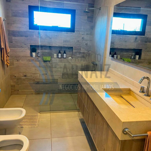 Se Vende Excelente Propiedad En Saladillo.