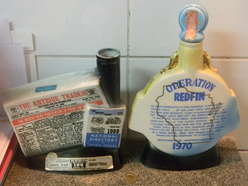 Lote 2 Botellas Ceramica Antigua Whisky (Usado)