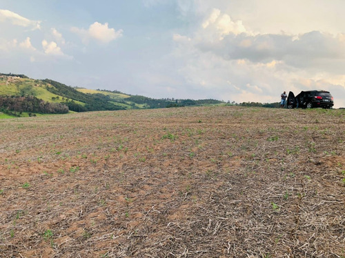 Imagem 3 de 4 de Terreno Com 500m2, Totalmente Plano, Região De Atibaia.