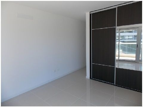 Venta De Apartamento 2 Dormitorios En Playa Brava