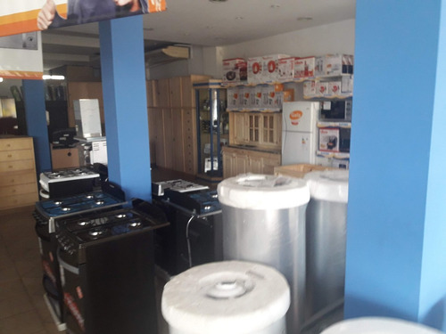 Imagen 8 de 12 de Local En Venta Perez Quintana 1300