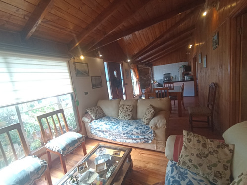 Venta De Cómoda Casa En Parcela En El Sector De La Petrilla