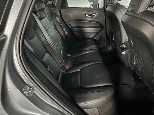 Volvo XC60 2.0 T5 Awd Momentum BLINDADA II