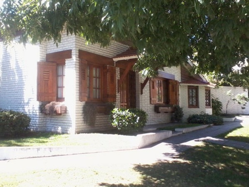 Imagen 3 de 17 de Venta De Chalet En Primera Junta