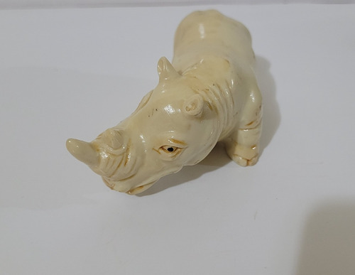 Rinoceronte Blanco De Marfilina Símbolo De Fuerza Feng Shui