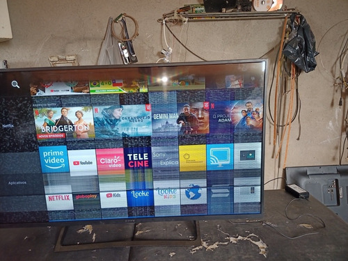 Imagem 10 de 10 de Tv Sony Com Defeito De Tela Modelo Kd-49x705e 4k