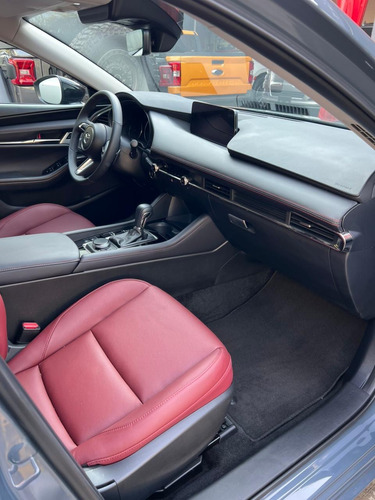 Mazda Mazda 3 2.5T Signature Sedan At
