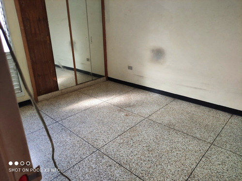 Imagen 29 de 30 de Vendo Apartamento 130m2 4h/3b/1p Colinas De Santa Monica 9434