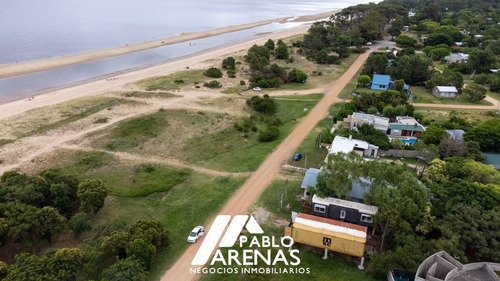 Dos Propiedades Frente A La Playa En Los Pinos #2237