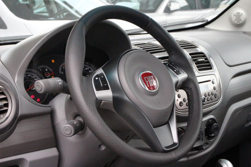 Imagem 9 de 11 de Fiat Grand Siena Essence Dual- Logic 1.6 Flex 2014 113.000km