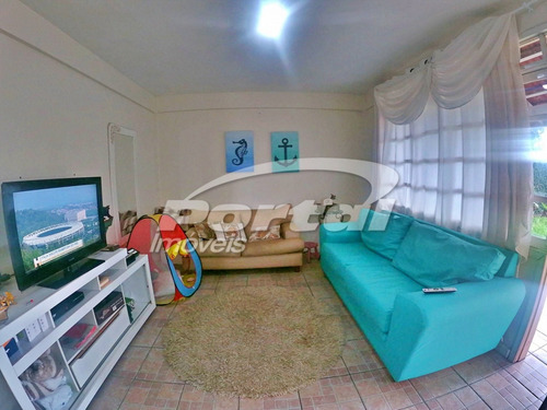 Chalé Com 4 Quartos, Sendo 2 Suítes, No Bairro Nossa Senhora Da Paz Em Bal. Piçarras. (cód. 10465) - 35710465v