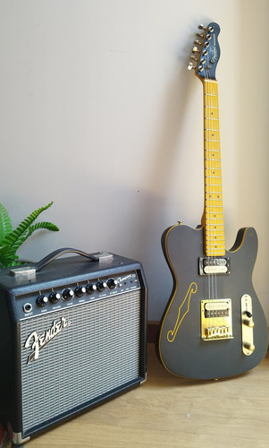 Guitarra Eléctrica Fender Modelo Telecaster