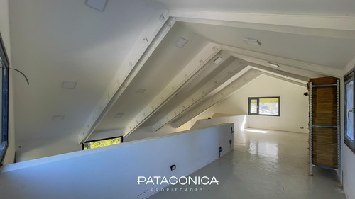 Venta Local 174m2 Planta. Elab. Cerveza, S/ruta, Villa La Angostura