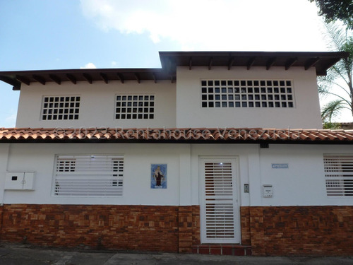 Casa En Venta/ El Cafetal/ Mg 3-30940