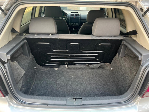 Imagem 10 de 12 de Polo Sportline 1.6 Mi Total Flex 8v 5p