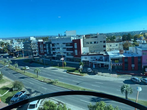 Imagen 15 de 22 de Departamento De Categoría Con Vista Panoramica !!