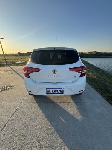 Renault Sandero 1.6 16v Zen