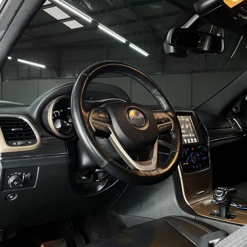 Jeep Grand Cherokee 3.6 V6 Limited 4X2 At