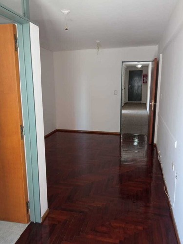 Imagen 3 de 11 de Departamento En Alquiler 1 Dormitorio - Rodeau 74