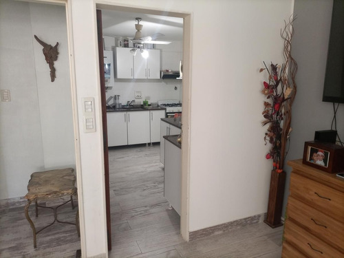 Imagen 8 de 21 de Venta De Departamento De 4 Ambientes En Pumacahua Al 100, Flores