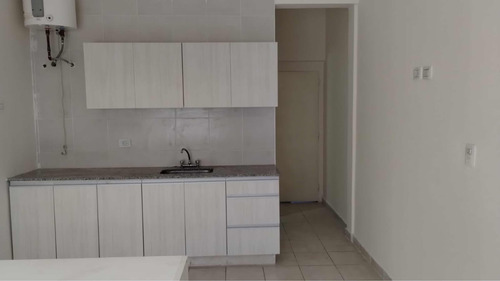 Imagen 2 de 21 de Monoambiente A Estrenar - En Caseros