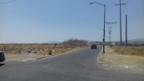 Terreno Para Desarrollo Comercial En Col. Hacienda Santa Fé*