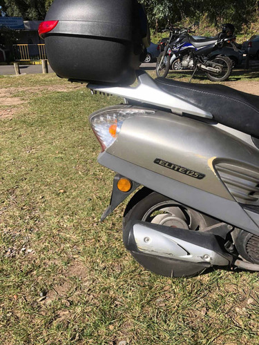 Imagen 7 de 10 de Honda Elite 125