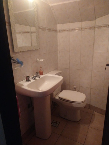 Imagen 7 de 19 de Triplex 4 Ambientes Con Cochera Y Patio.