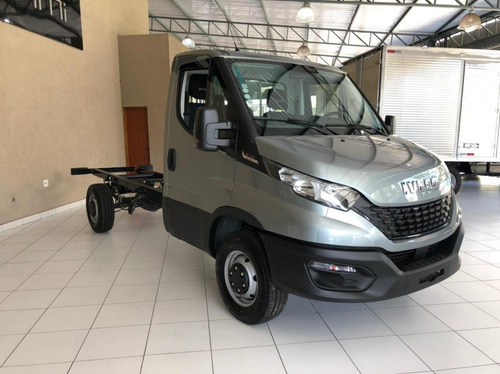 Imagem 3 de 13 de Iveco Daily 35150 0km Chassi Cabine