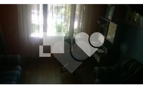 Ótima Casa, Tipo Sobrado, 4 Dormitórios, Suíte, Churrasqueira E Amplo Pátio. - 28-im411306