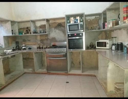Imagen 3 de 11 de Se Vende Casa En Urb. Los Samanes B, Zona Industrial Ve02-784zi-ssil