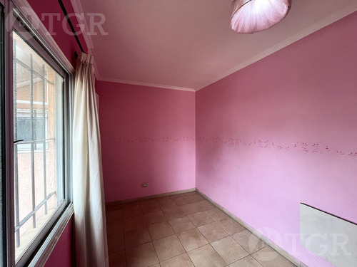 Casa Multifamiliar En Valentín Alsina