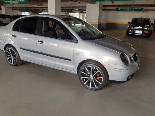 Volkswagen Polo Sedan 2006 1.6 Total Flex 4p