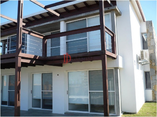 Imagen 15 de 30 de Casa En El Chorro Excelente Zona