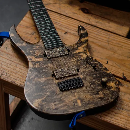 Guitarra Mayones Duvell 7 Custom Ltd Buckeye Master Grade