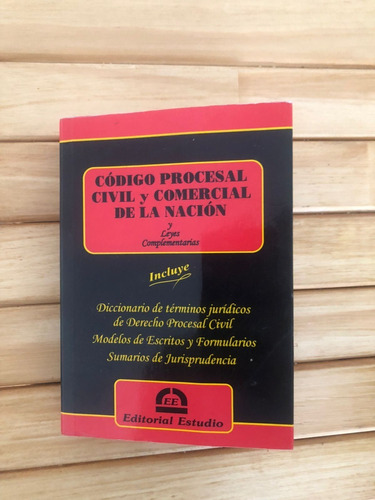 Código Civil Y Comercial De La Nación. Editorial Astrea.