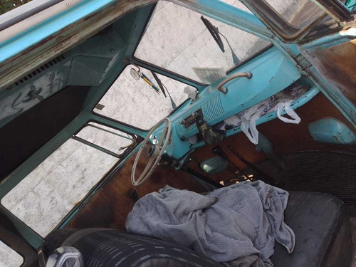 Imagem 10 de 15 de Volkswagen Kombi Corujinha
