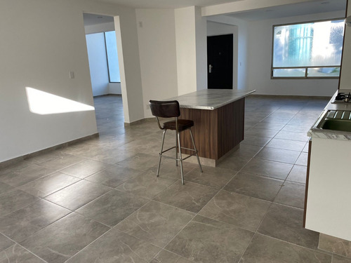 Renta De Casa Semi-nueva En Toluca - Cacalomacan Casa Hermosa , En El Primer Cuadro De La Zona Residencial Campestre De Cacalomacan El Mas Exclusivo A 20 Min Del Centro De Toluca.