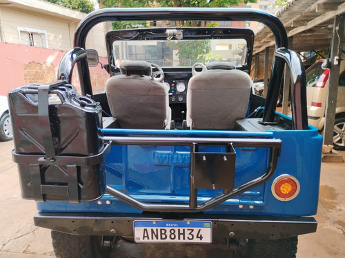 Ford Jeep 2.6 4X4 2P