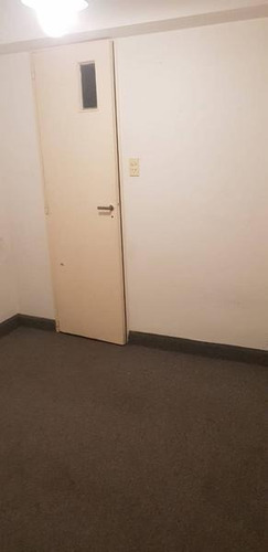 Imagen 17 de 19 de Departamento En Venta 2 Ambientes Con Dependencia De Servicio Apto Profesional