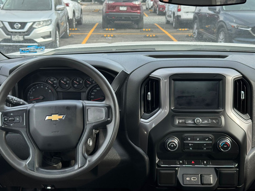 Chevrolet Silverado 2p 1500 WT Cab Reg 4x4 V8/5.3 Aut