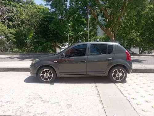 Renault Sandero 1.6 Gt Line