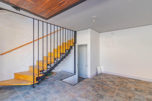 Casa En Venta De 2 Dormitorios Más Garaje Y Terraza Parrillero, En Pocitos Nuevo