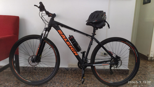 Bicicleta Raleigh Mojave 4.0