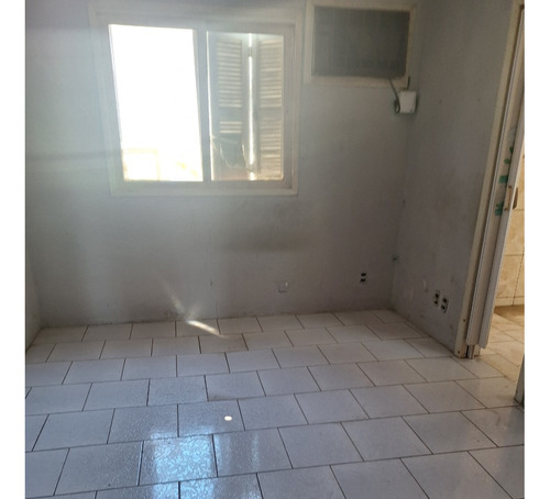 Vendo Casa Com Estrutura Para Até 3º Pisos ,100mts De Área Útil-bairro- Mato Grande Em Canoa