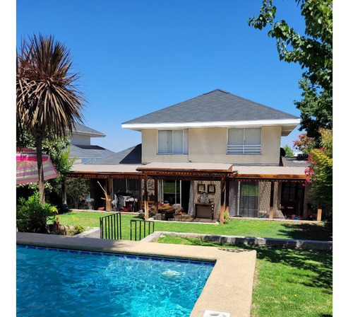 Excelente Y Cómoda Casa Muy Segura En Condominio